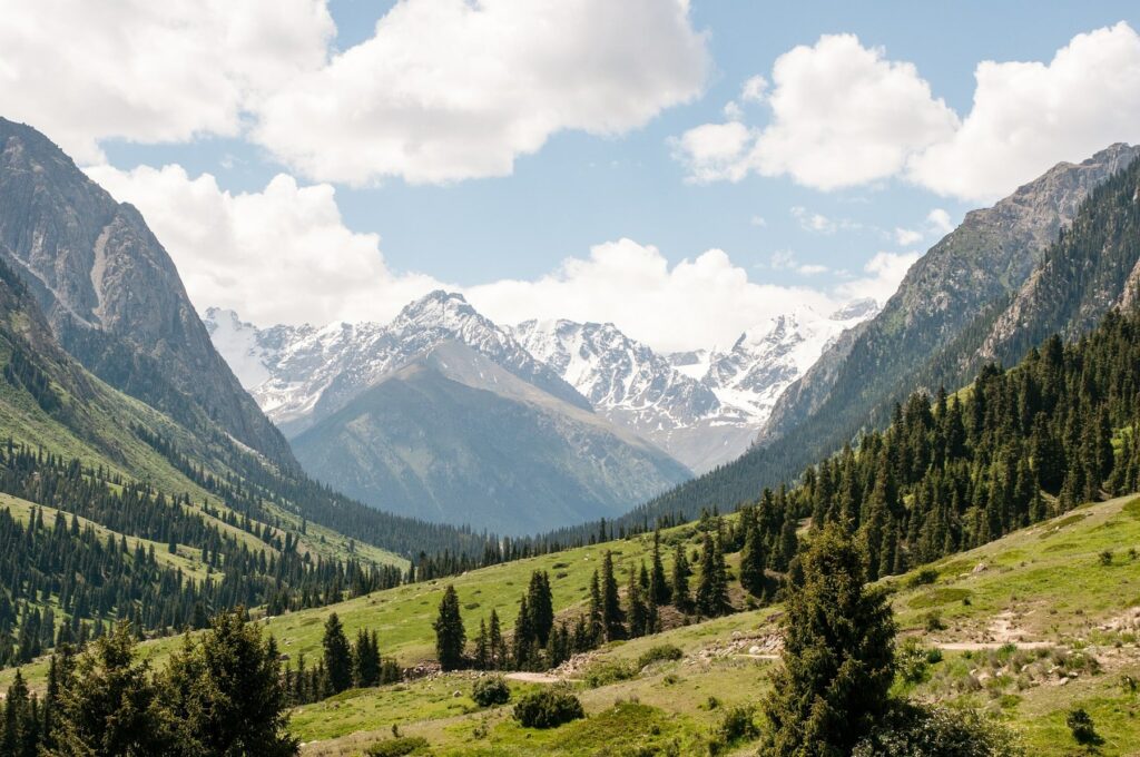 discover kyrgyzstan